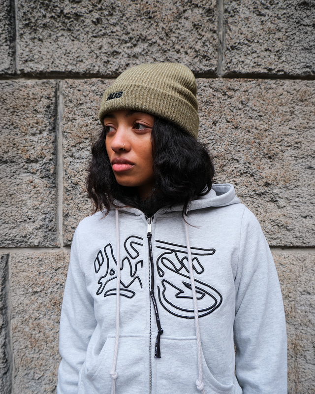 ALIS WILK ESSENTIAL BEANIE Headwear